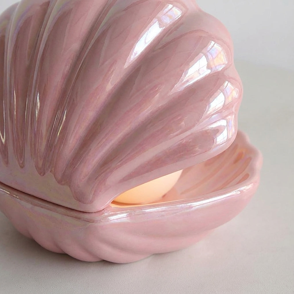 Ceramic Shell Table Lamp with Pearl Light