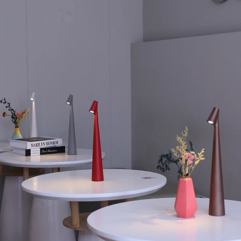 Rechargeable LED Table Lamp – detail view