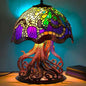 Decorative stained glass table lamp