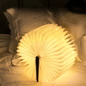 Foldable Book Lamp – detail view