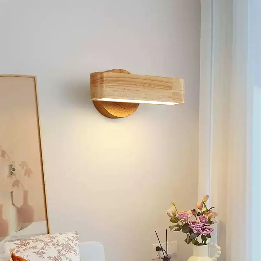 Rotating Wood and Aluminium Wall Lamp in Natural Wood