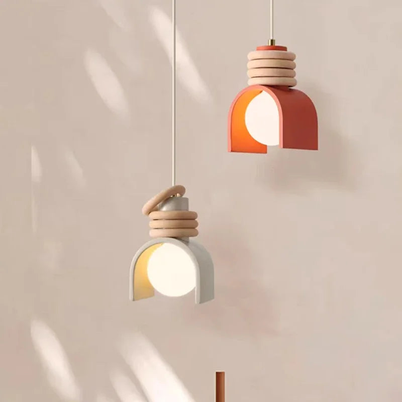 Wabi-Sabi Resin Pendant Light – product photo