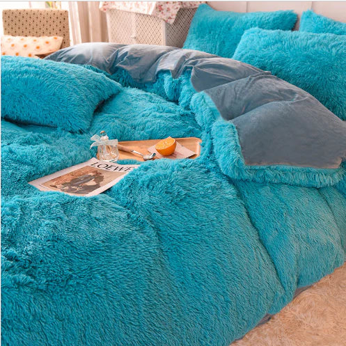 Long-Pile Plush Duvet Cover Set in Sky Blue