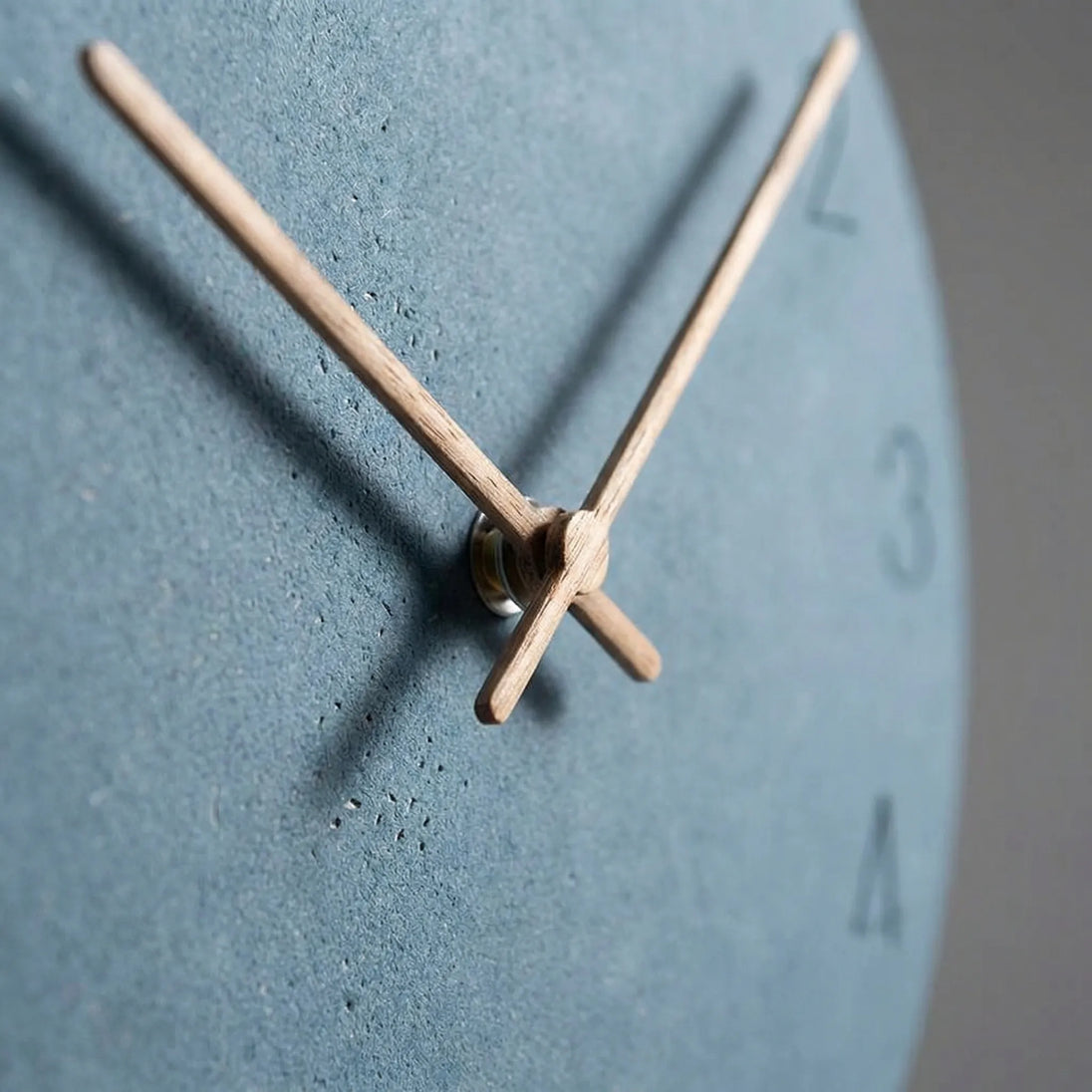 Minimalist Silent Round Wall Clock