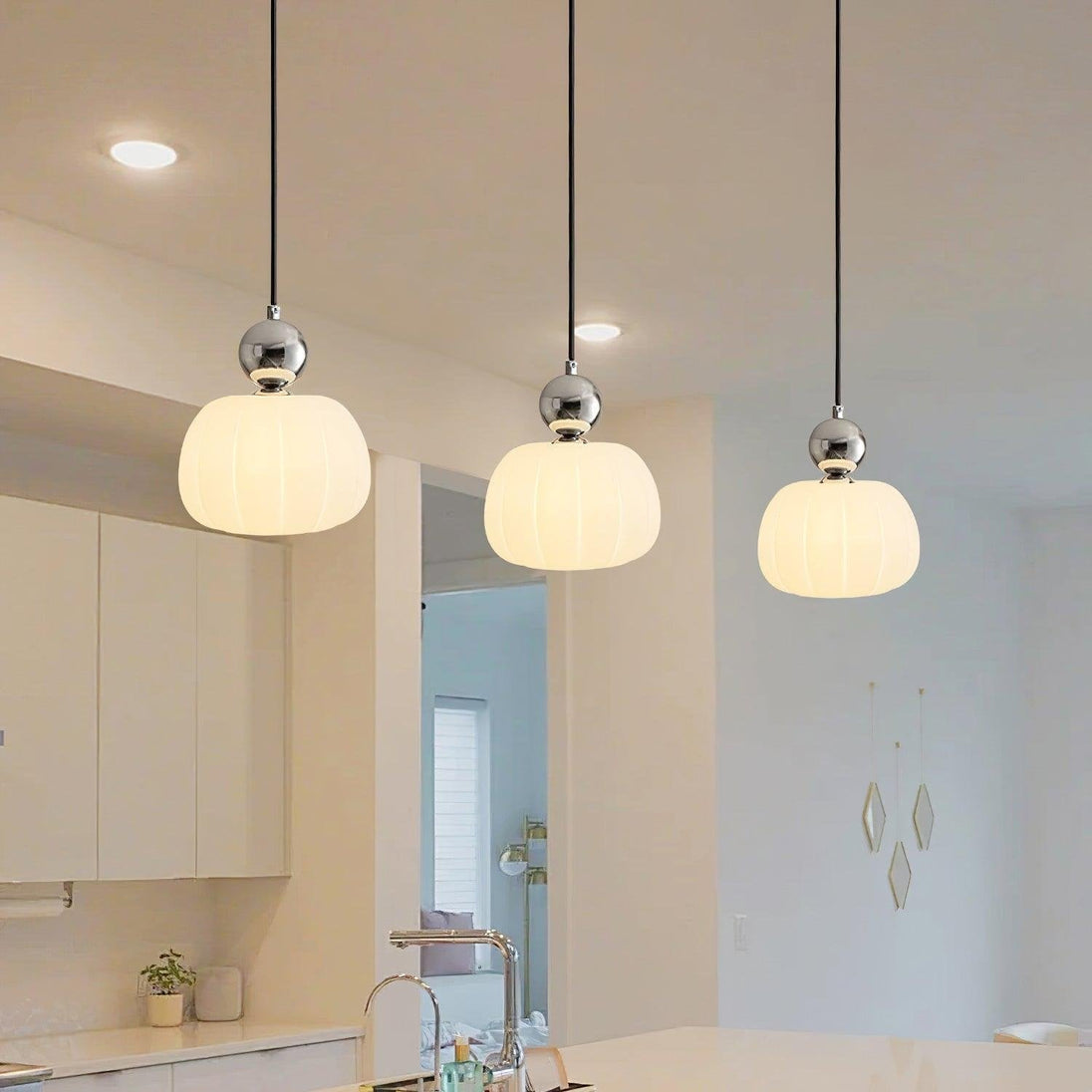 Round Acrylic Mini Pendant Light – alternative angle