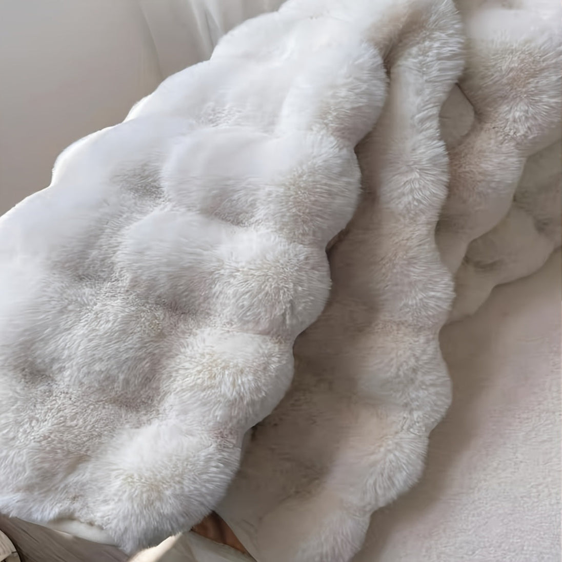 Round Bubble Rug – product photo