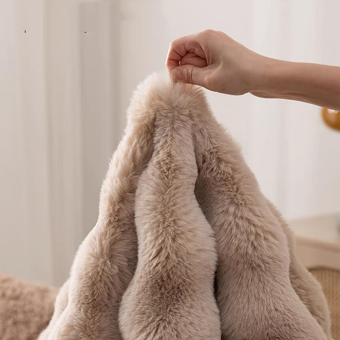 Round Bubble Rug – close-up