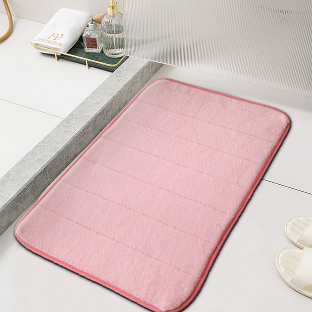 Soft Absorbent Bath Mat in Pink