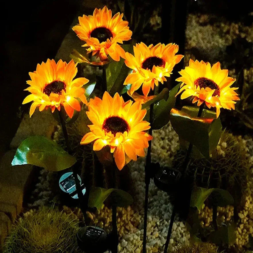 Solar Sunflower Garden Light