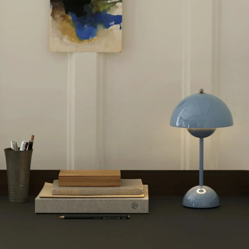 Touch-Control LED Table Lamp, 3 Light Tones in Light Blue